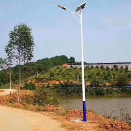 太阳能路灯经常安装错误的地方