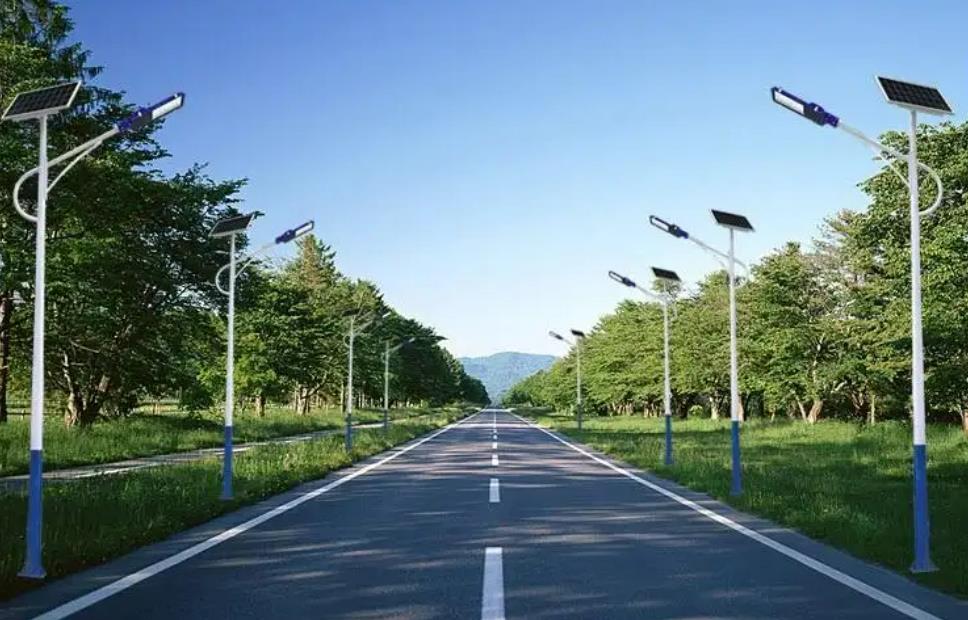 乡村道路太阳能路灯