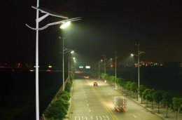 河南太阳能路灯厂家路灯安装步骤